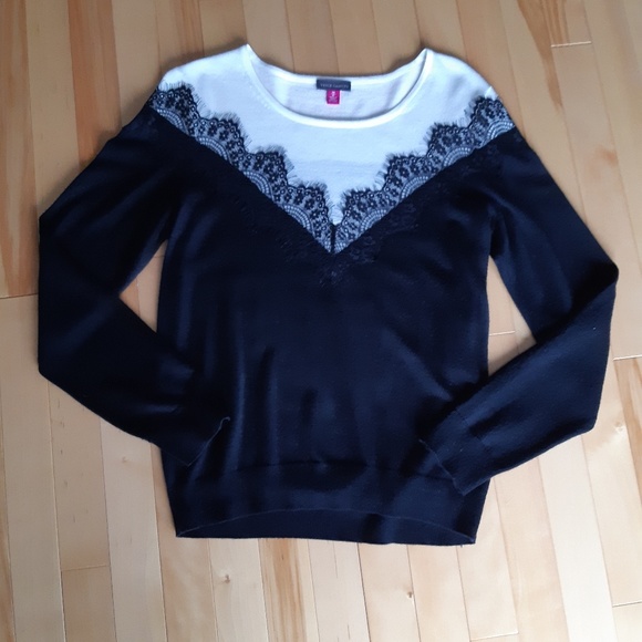 Vince Camuto Sweaters - Vince Camuto Sweater